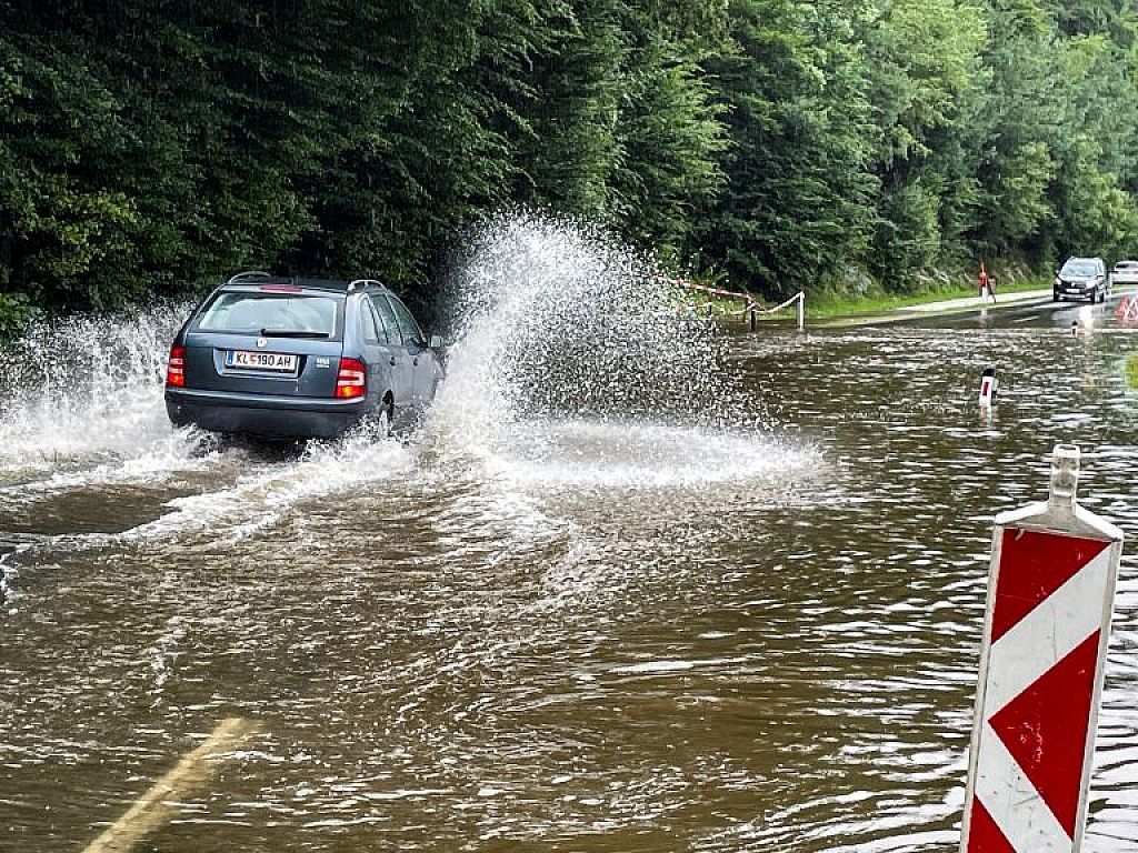 EUROPE-WEATHER/FLOODS-AUSTRIA
 © Unwetter in Südösterreich