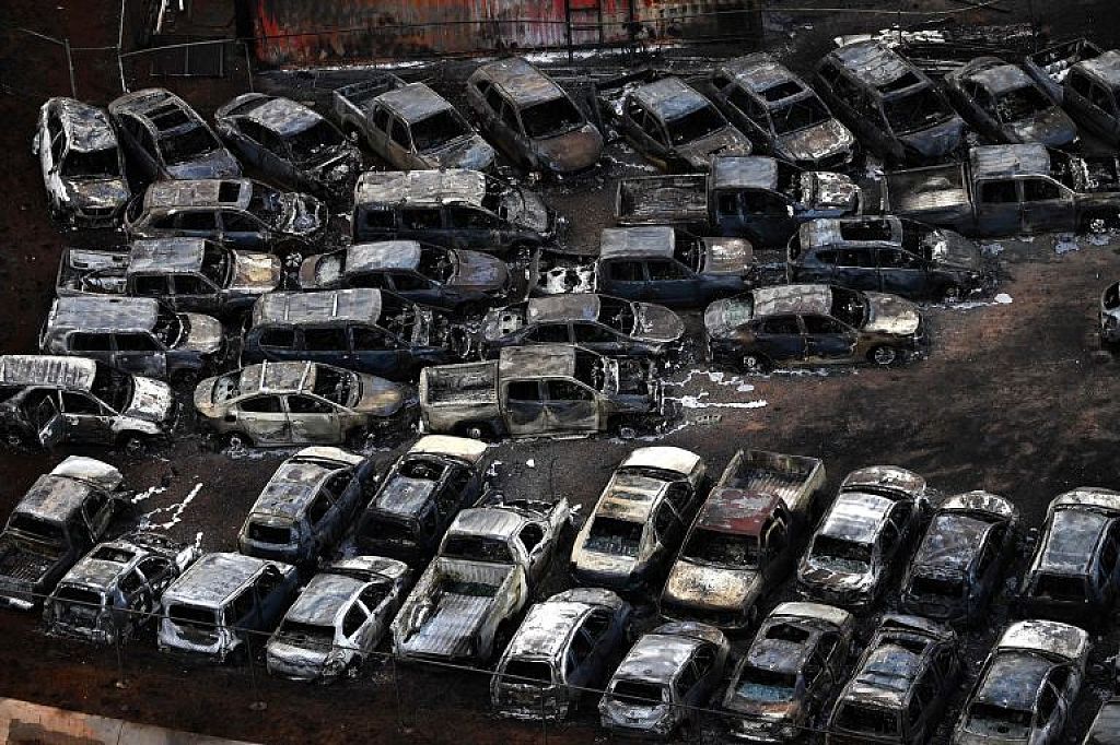 u003cpu003eTOPSHOT-US-FIRE-HAWAIIu003c/pu003en © APA