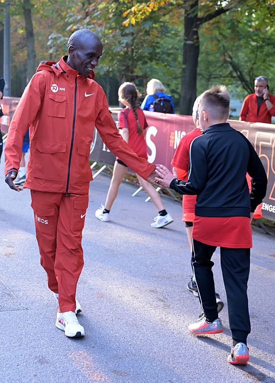 © APA/ROLAND SCHLAGER