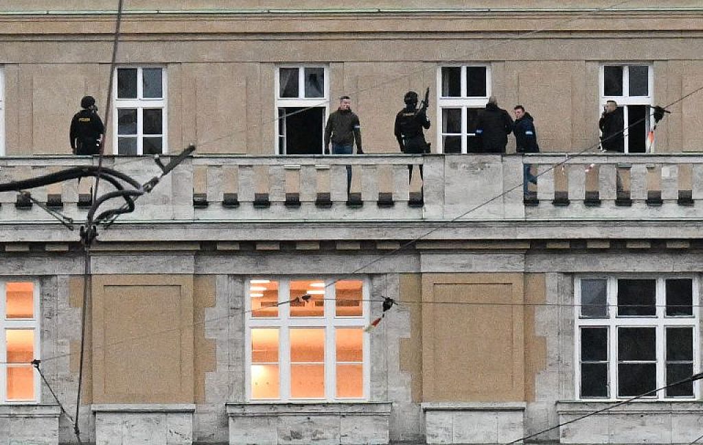 Schock und Trauer nach Bluttat in Prag © APA