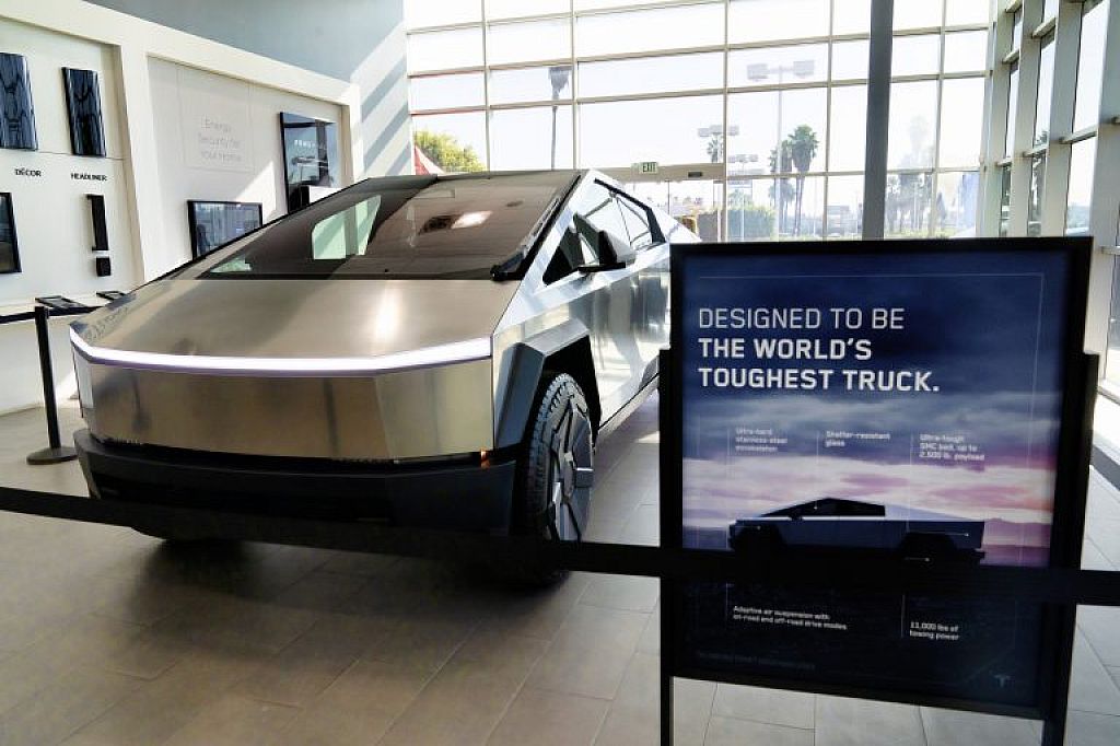 Tesla Cybertruck
 © AP