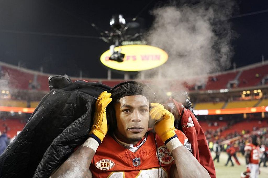 © APA/Getty Images via AFP/GETTY IMAGES/DAVID EULITT/JAMIE SQUIRE, AP