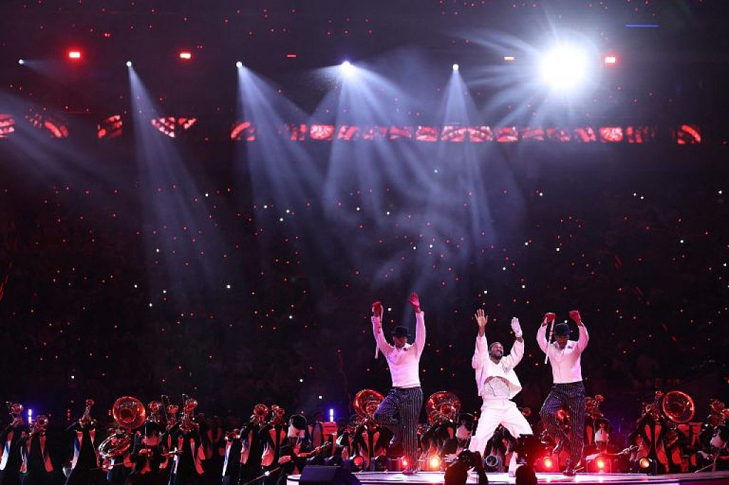 ACE-FBN-MUS-SPO-APPLE-MUSIC-SUPER-BOWL-LVIII-HALFTIME-SHOW
 © APA