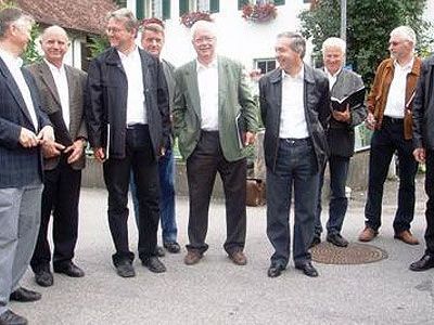 Der Männerchor Satteins lädt zum Gemeinschaftskonzert ein. Der Männerchor Satteins lädt zum Gemeinschaftskonzert ein.