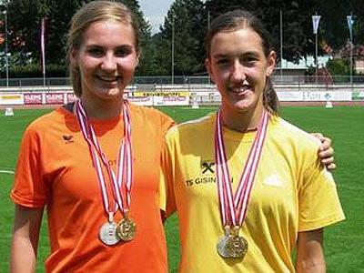 Österreichs beste Nachwuchs-Läuferinnen: Julia Sagmeister (l.) und Verena Wiederin.