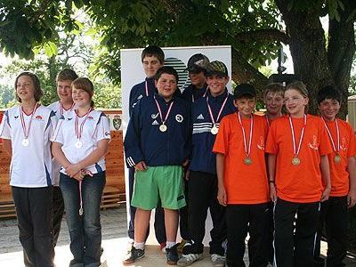 Siegerehrung der Schülermannschaften. Siegerehrung der Schülermannschaften.