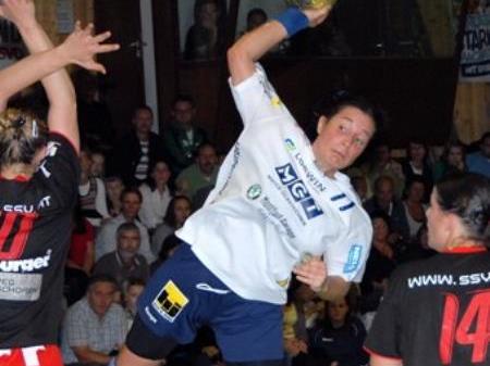 Adrienn Öri ist neue Torjägerin bei Feldkirchs Handballerinnen.