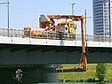 Floridsdorfer Brücke wird gereinigt Floridsdorfer Brücke wird gereinigt