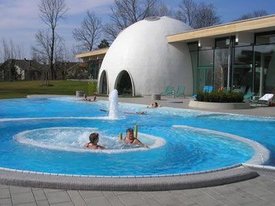 Wellness-Ideen werden auf ihre Wirtschaftlichkeit geprüft. Wellness-Ideen werden auf ihre Wirtschaftlichkeit geprüft.