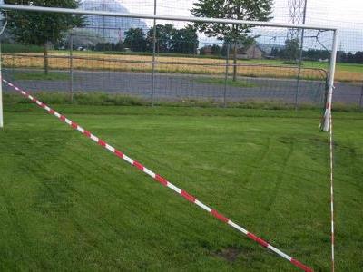 Jahr für Jahr wird auf den Sportplätzen in Rankweil und Brederis Rasen eingesetzt.