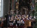 Werkwochenchor während der Sonntagsmesse Werkwochenchor während der Sonntagsmesse