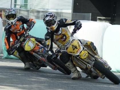 Heino Meusburger (re.) hatte in Rechnitz die Nase vorne. Heino Meusburger (re.) hatte in Rechnitz die Nase vorne.