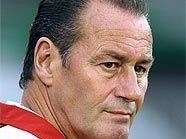 Huub Stevens: "Ein Unentschieden wäre für uns ein Erfolg" Huub Stevens: "Ein Unentschieden wäre für uns ein Erfolg"