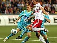 Marc Janko (RBS) erzielt das 4:2 Marc Janko (RBS) erzielt das 4:2