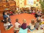 Bild: Im BAKIP-Übungskindergarten fühlen sich die Kinder offensichtlich wohl. Bild: Im BAKIP-Übungskindergarten fühlen sich die Kinder offensichtlich wohl.
