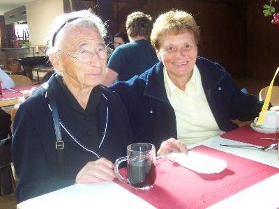 Ida Burtscher älteste Ludescherin ist eine treue Besucherin des Suppentages Ida Burtscher älteste Ludescherin ist eine treue Besucherin des Suppentages