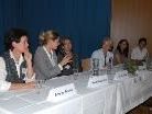 Unter der Moderation von Birgit Hackspiel standen die Referenten am Podium Rede und Antwort. Unter der Moderation von Birgit Hackspiel standen die Referenten am Podium Rede und Antwort.