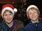 Beim Adventmärktle schauten auch zwei junge Nikoläuse vorbei. Beim Adventmärktle schauten auch zwei junge Nikoläuse vorbei.