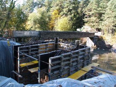 Fahrradbücke Lutz bald wieder befahrbar. Fahrradbücke Lutz bald wieder befahrbar.