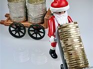 Nicht nur Christkinder, auch Weihnachtsmänner lassen die Spendierhosen lieber im Schrank. Nicht nur Christkinder, auch Weihnachtsmänner lassen die Spendierhosen lieber im Schrank.