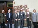 Bild: (v.l.) Dkfm. Ebner, Dir. Frontull, Stv. Obmann Lampert, Minister Quaderer, Dr. Madlener und Dir. Götsch vor dem Institut St. Josef. Bild: (v.l.) Dkfm. Ebner, Dir. Frontull, Stv. Obmann Lampert, Minister Quaderer, Dr. Madlener und Dir. Götsch vor dem Institut St. Josef.