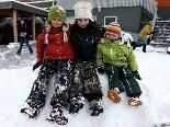 Die Kinder hatten die helle Freude - endlich eine stabile Schneegrundlage ! Die Kinder hatten die helle Freude - endlich eine stabile Schneegrundlage !