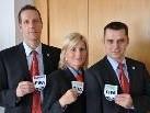 Robert Schörgenhofer, Cindy Zeferino de Oliveira und Mario Strudl sind FIFA-Referees.