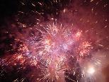 Mc Pyro zaubert ein grandioses Feueruniversum in den Himmel über Brederis