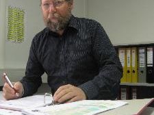 Remo Ropele kandidiert als Bürgermeisterkandidat in Thüringen. Remo Ropele kandidiert als Bürgermeisterkandidat in Thüringen.