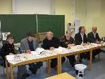 Die Wahlkommission sorgte für einen reibunglosen Ablauf. Die Wahlkommission sorgte für einen reibunglosen Ablauf.