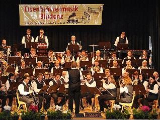 Eisenbahnermusik spielte ein grandioses Konzert. Eisenbahnermusik spielte ein grandioses Konzert.