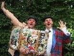 Clown Gustav und Clown Friedrich laden zum Kinderkunstkeller. Clown Gustav und Clown Friedrich laden zum Kinderkunstkeller.