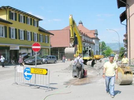Die Rudolf-von-Ems-Straße wird beim Spital kurzfristig für den Verkehr gesperrt.