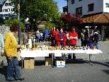 Auch am Dorfmarkt bot Johannes Gangel seine Holzspielsachen bereits an. Auch am Dorfmarkt bot Johannes Gangel seine Holzspielsachen bereits an.