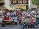 Der Bauernmarkt ist eine zusätzliche Vermarktungsschiene für die heimischen Landwirte. Bild: 3. Juli 2009. Der Bauernmarkt ist eine zusätzliche Vermarktungsschiene für die heimischen Landwirte. Bild: 3. Juli 2009.