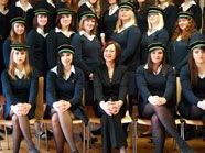 Die Maturanten der HLW Sacré Coeur Riedenburg Die Maturanten der HLW Sacré Coeur Riedenburg