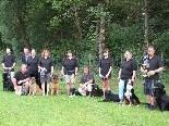 Starter des Hundesportvereins Nüziders mit ihren Vierbeinern Starter des Hundesportvereins Nüziders mit ihren Vierbeinern