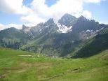 Zafernalpe mit Blick zum Zitterklapfen (2403m) Zafernalpe mit Blick zum Zitterklapfen (2403m)