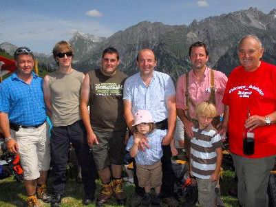 v.l.n.r. Präs. Bündner SZV Duosch Städler, GF St. Gallen Mathias Rüesch, OBM Vbg. SZV Markus Tschugmell, Präs. St. Galler SZV Martin Keller, GF Vbg. SZV Thomas Fitsch, Alppächter Herbert Witzigmann