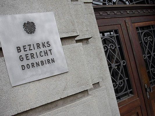 BG Dornbirn: Hier dürfte eine ganze Fälscherbande agiert haben. BG Dornbirn: Hier dürfte eine ganze Fälscherbande agiert haben.