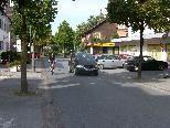 Bild 1: Die Reichsstraße in Altenstadt soll zur Tempo-30-Zone umgebaut werden.