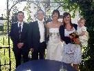 Das Paar mit den Trauzeugen und Töchterchen Lavinia Rosa Das Paar mit den Trauzeugen und Töchterchen Lavinia Rosa