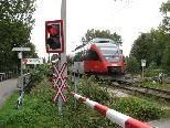 Die alte Bahnbrücke entspricht nicht mehr dem Stand der Technik. Die alte Bahnbrücke entspricht nicht mehr dem Stand der Technik.