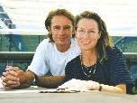 Claude Jaermann und Kristina Pfister sind Berater und Referenten in eigener Praxis in der Schweiz, spezialisiert auf die Themen Nähe, Intimität und Sexualität. Claude Jaermann und Kristina Pfister sind Berater und Referenten in eigener Praxis in der Schweiz, spezialisiert auf die Themen Nähe, Intimität und Sexualität.