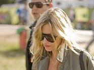 Kate Moss und Jamie Hince beim Glastonbury Festival Kate Moss und Jamie Hince beim Glastonbury Festival