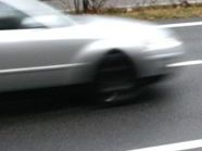 Mit 90 km/h in Kreuzung gefahren - Ampel war rot Mit 90 km/h in Kreuzung gefahren - Ampel war rot