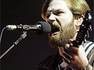 Sänger Caleb Followill und seine Kollegen übten sich in der Stadthalle in Reduktion. Sänger Caleb Followill und seine Kollegen übten sich in der Stadthalle in Reduktion.