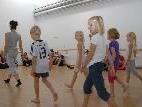 Spaß an der Bewegung und am Tanzen soll beim "Tanzworkshop" in den Semesterferien im Vordergrund stehen!