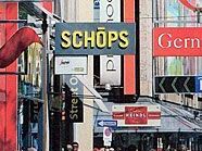 Ab 2012 könnte die Mariahilfer Straße den Fußgängern und Radfahrern gehören. Ab 2012 könnte die Mariahilfer Straße den Fußgängern und Radfahrern gehören.