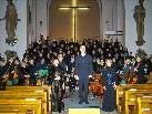 Dirigent Nikolaus Pfefferkorn stellt sich beim Kirchenkonzert als Komponist vor.